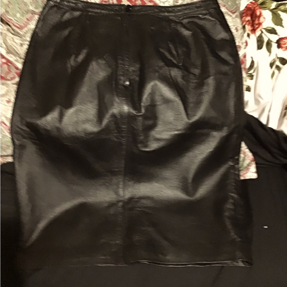 Leather skirt